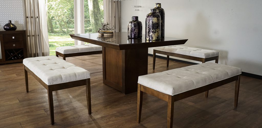 vida_y_espacio-elige_el_comedor_ideal_para_tu_hogar-comedor-mesa-banca-silla-invitados(1)